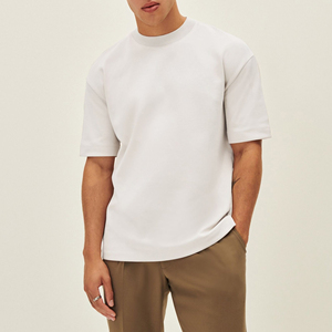 Camisetas de Hombre de Alta Calidad, Corte Ajustado, Poliéster/Algodón, Logotipo Personalizado Impreso, Secado Rápido, Transpirables, Ecológicas, Color Liso - Product Image 1