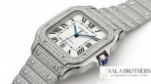 Reloj Cartier Santos-Dumont con Diamantes, Caja Cuadrada de Acero Inoxidable de 39 mm, Esfera con Números Romanos, Cierre Desplegable Automático - Product Image 4