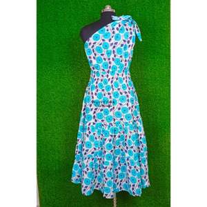 Robe longue maxi en coton pour femme, élégante et moderne, style décontracté, hip-hop, mignonne, naturelle, douce, asymétrique à une épaule, longueur ras du sol, idéale pour l'été et les soirées. - Product Image 6