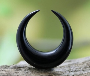 Joyería Artesanal de Cuerno de Búfalo para Mujer, Colgante de Luna de Cuerno de Búfalo, Collar de Luna Creciente de Cuerno de Color Natural para Mujer - Product Image 6