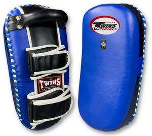 TWINS Curved Thai Pads Velcro TWINS Muay Thai Kicking Martial Arts & MMA <b>Blue</b> Black - Product Image 3