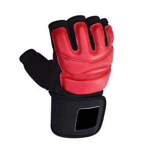 Guantes de medio dedo MMA de PVC de piel de vaca personalizados de alta calidad Guantes de PU de cuero de entrenamiento profesional Boxeo de artes marciales personalizado - Product Image 2