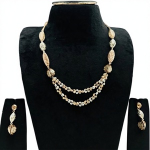 Juego de Joyería Clásico de Lujo en Oro Sólido de 22K con Collar y Aretes con Cuentas Huecas de Filigrana para Mujer, para Bodas y Fiestas - Product Image 1