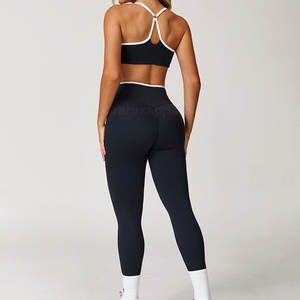 Vêtements de sport et de fitness pour femmes, ensembles de yoga, nouveau style, best-seller, ensemble de yoga pour femmes fabriqué au Pakistan par Aura Rex Apparel - Product Image 3