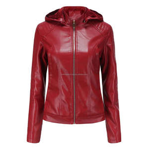 Élégant rouge élégant à capuche Moto veste en cuir pour les femmes polyvalent Sherpa doublure fermeture à glissière longue Durable confort fini - Product Image 5