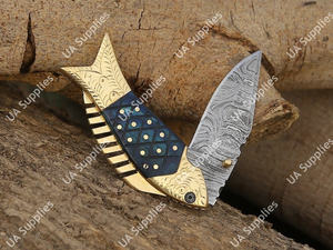 มีดพับเหล็กดามัสกัสคุณภาพระดับมืออาชีพจากโรงงานโดยตรง สำหรับตั้งแคมป์/ตกปลา ความแข็ง 58 HRC คมกริบ ระดับอุตสาหกรรม ด้ามไม้ทองเหลือง - Product Image 5