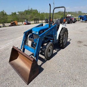 Tractor New Hollandds 1320 Económico con Cargador y Herramientas Agrícolas para Uso Agrícola en Stock para Envío Inmediato - Product Image 2