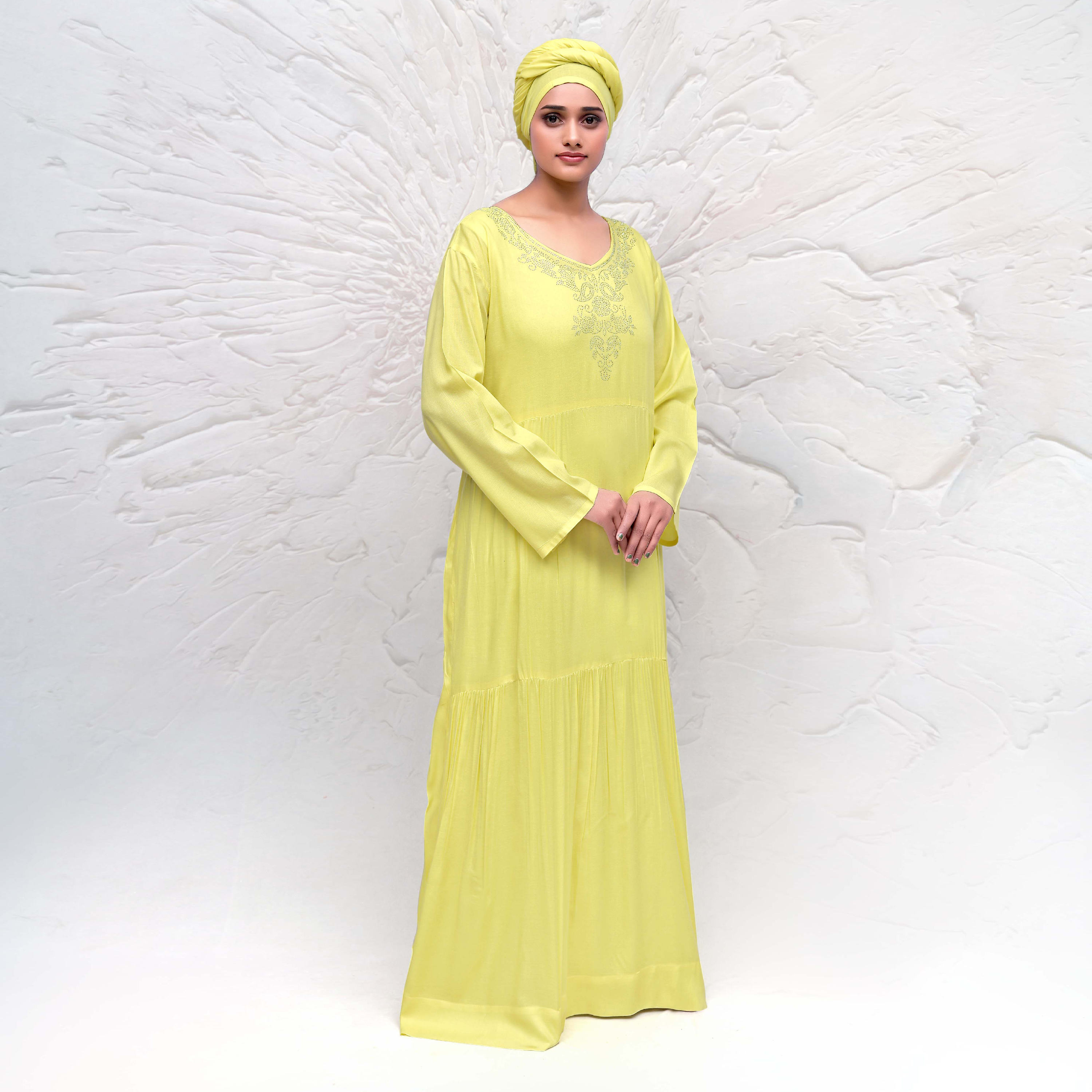 สีเหลือง