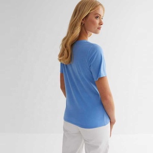 Top de yoga ligero para mujer, camisetas con cuello en V hechas a medida, ropa informal diaria transpirable y de alta calidad para el verano - Product Image 3