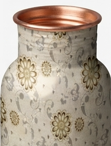 Botella de agua de cobre con diseño floral premium y tapa de rosca, reutilizable, diseño minimalista para viajes, senderismo, gimnasio, yoga y oficina. - Product Image 2
