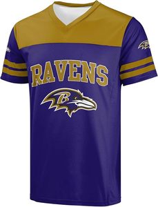Maillot de sport à col en V en mesh des Tampa Bay Buccaneers, rouge et noir, à manches courtes, avec logo principal, couleurs d'équipe, en polyester durable - Product Image 5