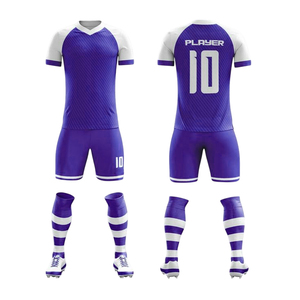 Uniformes de Fútbol Sublimados con Diseño Personalizado para Adultos y Niños, Conjunto de Camiseta y Pantalones Cortos de Poliéster Transpirable de Secado Rápido - Product Image 2