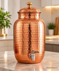 Distributeur de boissons en cuivre avec couvercle texturé martelé et robinet, fait main - Product Image 1