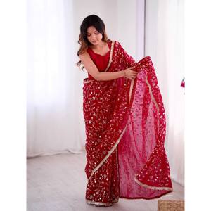 Saree brodé de créateur pour les fêtes Robes de carrière élégantes avec travail séquentiel - Product Image 2