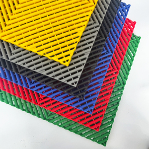 Nouvelles dalles de sol de garage emboîtables 2025 au design moderne et coloré en PP pour intérieur et extérieur, idéales pour atelier automobile - Product Image 1
