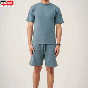 Ensemble de t-shirt et short pour homme de qualité professionnelle, tenue de sport pour la salle de sport, entraînement, tissu respirant, fabricant OEM - Product Image 1