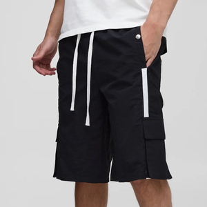 Pantalones Cortos Cargo para Hombre, Diseño Moderno con Bolsillos Laterales, Secado Rápido, Largo Medio, con Cordón Ajustable, Estilo Casual - Product Image 4