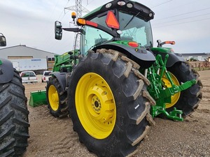 Tractor Agrícola de Servicio Pesado 2025 6R 175 Z123479 de Alto Rendimiento, Suministro al por Mayor - Product Image 6