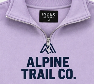 Sudadera de Mujer Index Apparel con Cierre de Cremallera, Cuello Alto, Manga Larga y Estampado Gráfico, Color Lavanda - Product Image 3