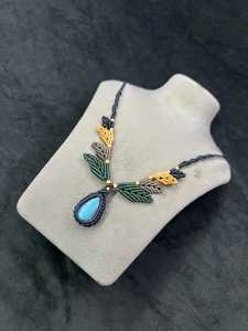 Collar de Macramé con Hoja Natural - Colgante de Aleación de Zinc con Mariposa y Corte Esmeralda - Joyería de Bambú de Moda para Aniversario - Mangalmay Corporation - Product Image 3