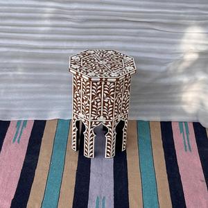 Mesa de Cajones con Incrustaciones de Hueso de ILAHI, Diseño Moderno con Detalles de Ágata, Almacenamiento de Tres Niveles, Mueble Portátil para Sala de Estar/Hogar - Product Image 2