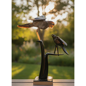 Sculpture artisanale rustique en bois d'oiseau et de branche - Décoration d'intérieur écologique pour table de salon, provenant d'Orissa - Product Image 3