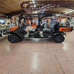 Vehículo Utilitario Multifuncional Kubota RTVX1100 C 4x4 para Pequeñas Granjas, Nuevo Motor de 4 Tiempos, Certificado por la EPA y la CEE, Tracción en las 4 Ruedas - Product Image 4