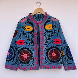 Chaqueta Varsity Bordada a Mano con Diseño Suzani, Estilo Bohemio, Color Azul, para Otoño e Invierno, Chaqueta Duster de Algodón y Terciopelo con Botones para Mujer - Product Image 1
