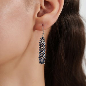 Boucles d'oreilles pendantes en argent sterling 925 de haute qualité, faites à la main, 100 % authentiques, avec pierre précieuse saphir bleu pour femmes - Product Image 2