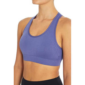 Conjunto Deportivo de Yoga para Mujer: Top Sujetador Cruzado de Color Liso y Shorts de Gimnasio con Efecto Scrunch Butt de Secado Rápido - Product Image 5