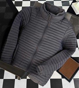 Quilted Bubble Puffer <b>Jackets</b> Lining Bomber Winter OEM <b>Jackets</b> Hiking Travelling Water Resistant Micro-Fleece Windbreaker <b>Jacket</b> - Product Image 2