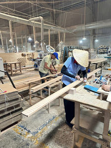 Moulures en bois massif modernes, chêne blanc, de qualité supérieure, pour encadrements, garnitures et lambris – Fabrication OEM - Product Image 4