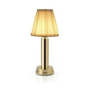 Lámpara de Mesa de Metal de Alta Gama con Pantalla con Detalles Florales y Cuerpo de Vidrio Ahumado para Decoración de Hogar de Lujo - Product Image 1