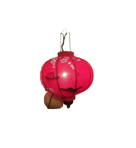 Lanterne en soie vietnamienne décorative pour les décors de fête de mariage, thème oriental, design d'intérieur, utilisant du bambou de qualité supérieure et du tissu satiné - Product Image 3