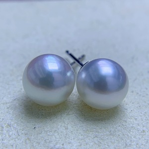 Boucles d'oreilles en argent S925 avec perles rondes Aurora de 8-9 mm, presque parfaites, en eau douce naturelle, design simple - Product Image 1
