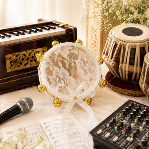 Tambourin à main avec clochettes, tambourin décoratif en dentelle, accessoire pour mariage, événement, fête, mini tambourin fait main en tissu, anneau rond musical - Product Image 3