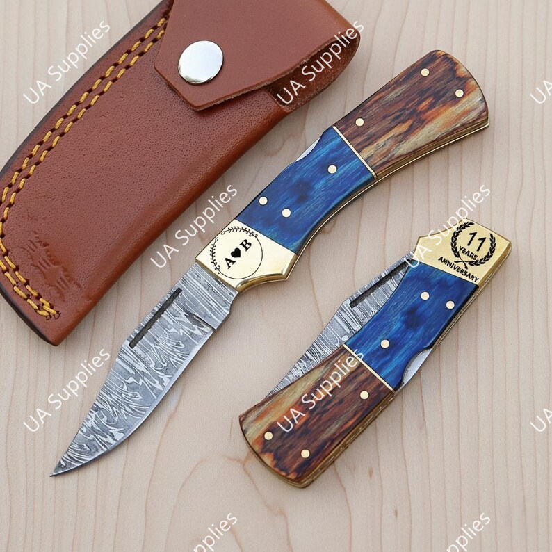 น้ำเงินและน้ำตาล