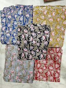 Tela Popelina Tejida Peinada, Ligera, Transpirable, Orgánica y Ecológica con Estampado Floral para Ropa de Niños y Niñas - Product Image 3