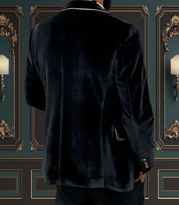 Costume de smoking noir en velours pour homme, 3 pièces, tenue de cérémonie avec garniture dorée, revers cranté, simple boutonnage, style britannique - Product Image 2