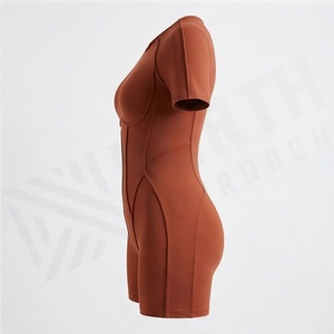 Leggings de yoga sans couture pour femme, personnalisables avec logo, élastiques, pour la gym, l'entraînement, le fitness et les exercices sportifs - Product Image 3