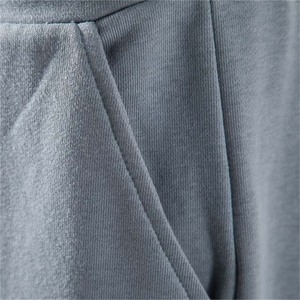 Shorts Bermuda en Coton Gris Tricoté pour Homme, Taille Mi-Haute avec Cordon de Serrage, Style Décontracté avec Poches - Product Image 6