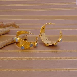 Pendientes de Aro de Piedra Lunar Arcoíris, Chapados en Oro, de Acero Inoxidable, Hechos a Mano, Redondos, con Doble Piedra, Estilo Bohemio, Modernos - Product Image 2