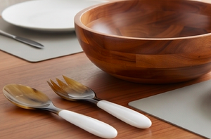 Ensemble de couverts modernes légers avec manche en métal blanc et tête en corne, 2 couverts faits à la main pour salade, cuisine, table et dîner - Product Image 3