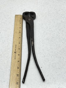 Heavy Duty Hand Crafted Stainless Steel Made Tong Nails <b>Puller</b> Heavyweight Farrier <b>Tools</b> Horse Nails <b>Puller</b> With Curved Handle - Product Image 6