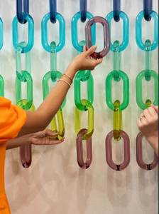 High Quality Artistic Transparent Epoxy Resin Crafts Chain Links Multi Colors <b>Large</b> Size <b>Wall</b> Hanging DIY <b>Decoration</b> Handmade - Product Image 3