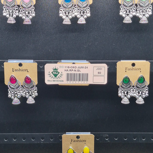 Pendientes Jhumka de Plata Oxidada India con Piedra en Forma de Lágrima, Motivo de Hoja, Colgante Ghungroo, Mini Campana en Forma de Cúpula, Joyería al por Mayor - Product Image 3