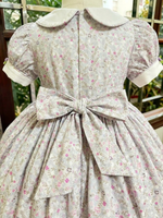 Fabricante Mayorista de Ropa, Vestido para Niñas Hecho a Mano con Diseño Floral Geométrico Morado, Estilo Inglés, Satinado, Transpirable y Ecológico