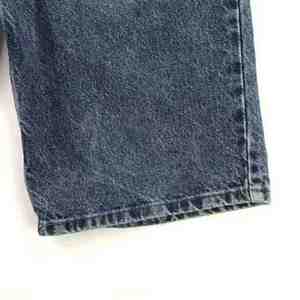 Shorts en jean coupe ample à jambe large, style skater, hip-hop, bleu délavé, qualité supérieure, élégant, confortable, mode moderne, luxe, ajustement parfait - Product Image 4