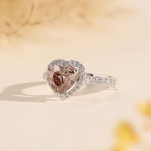 Bague en diamant certifié de laboratoire avec certificat d'authenticité, bague en diamant en forme de cœur, spéciale pour mariage et fiançailles, en vente, export - Product Image 4