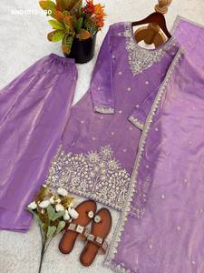 Collection de costumes plazzo et dupatta en soie fantaisie de créateur, entièrement brodés avec des sequins, entièrement cousus, fournisseur de Surat. - Product Image 6